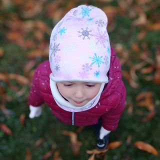 Také Vaše děti milují chytání sněhu? Ušijte jim něco teplého pro zahřátí. U nás najdete měkoučký bio bavlněný fleece a...